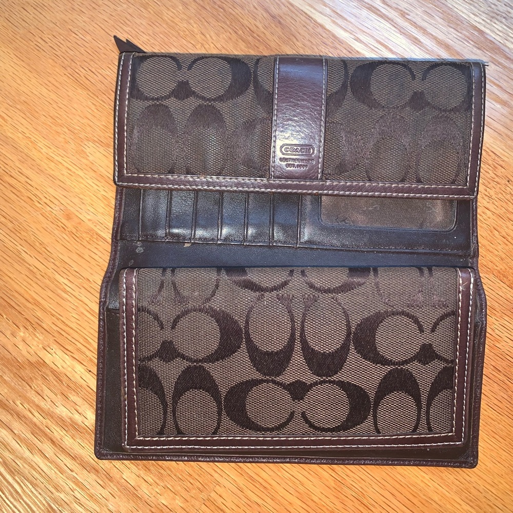Authentic Coach Wallet